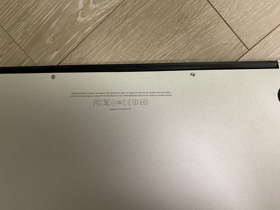 MacBook Air 11 inch, 2011