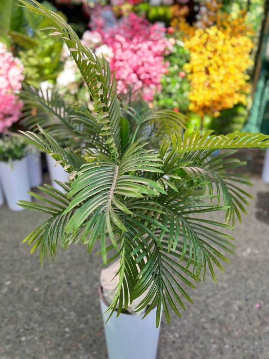 Декоративное дерево для интерьера