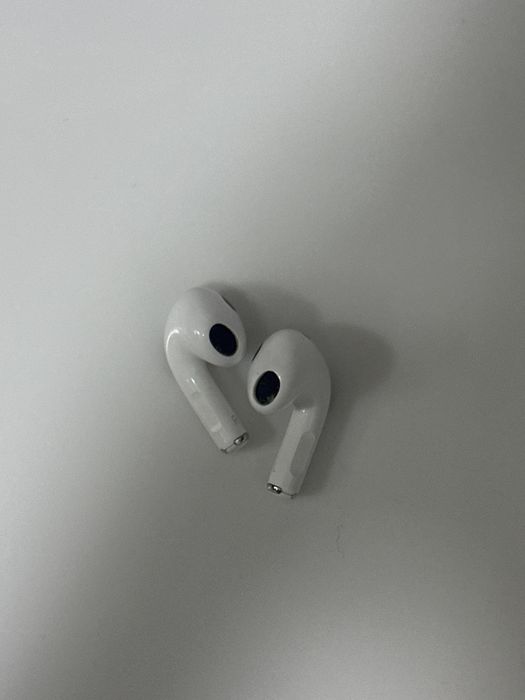 airpods без кейса