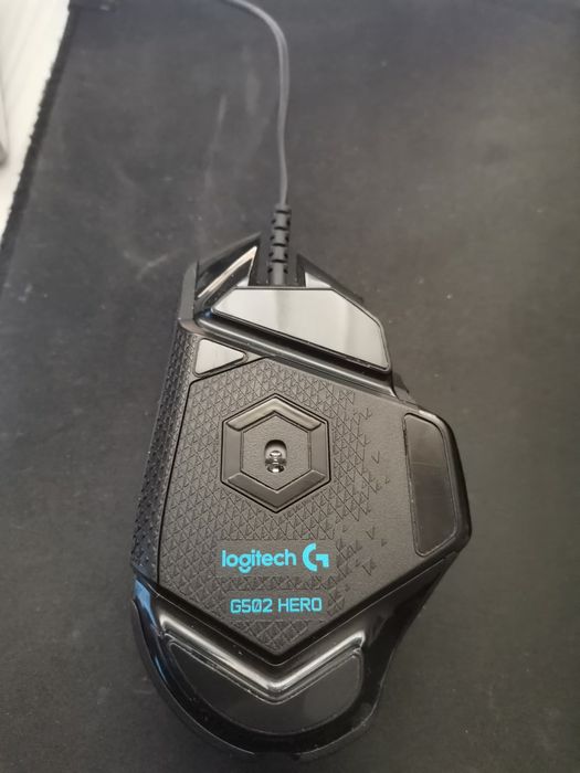 Vând mouse Logitech G502 – gaming, stare foarte bună/nou
