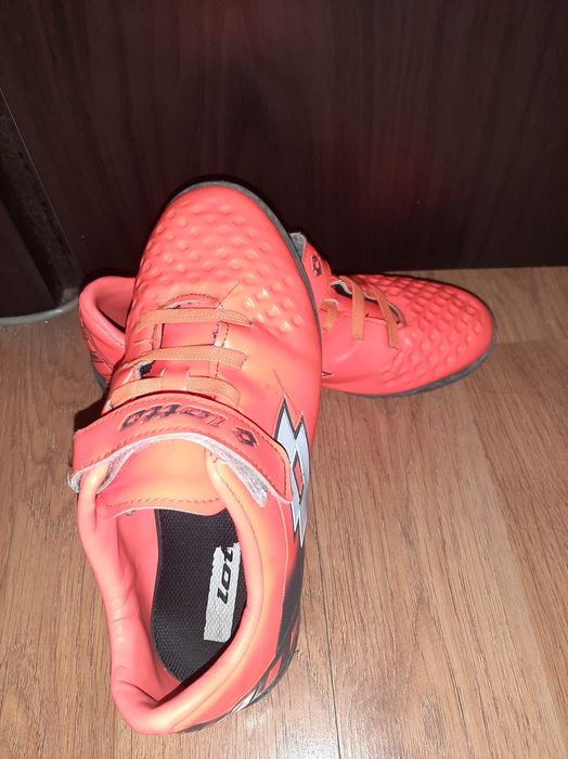 Обувки за футбол