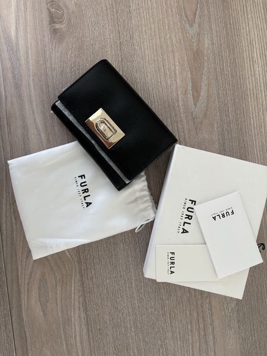 Портмоне Furla чисто ново