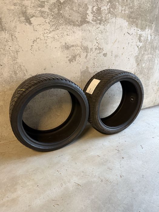 2бр 255/35/19 Bridgestone Blizzak LM005