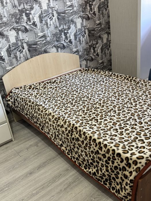 Диван в хорошом состоянии