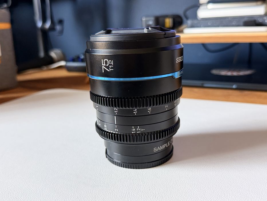 Obiective Sirui 16 & 75 Manuale Sony