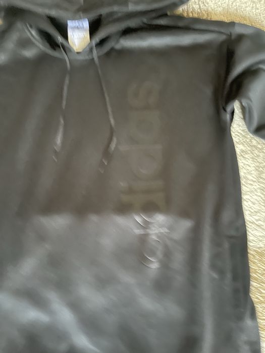 Hanorac adidas marimea xs