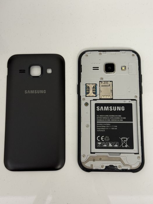 Samsung Galaxy J1 Duos