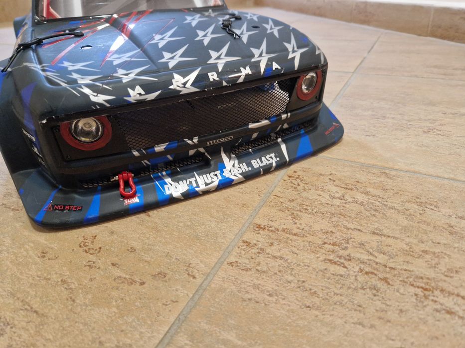 Боди / Body за Arrma Infraction 6S