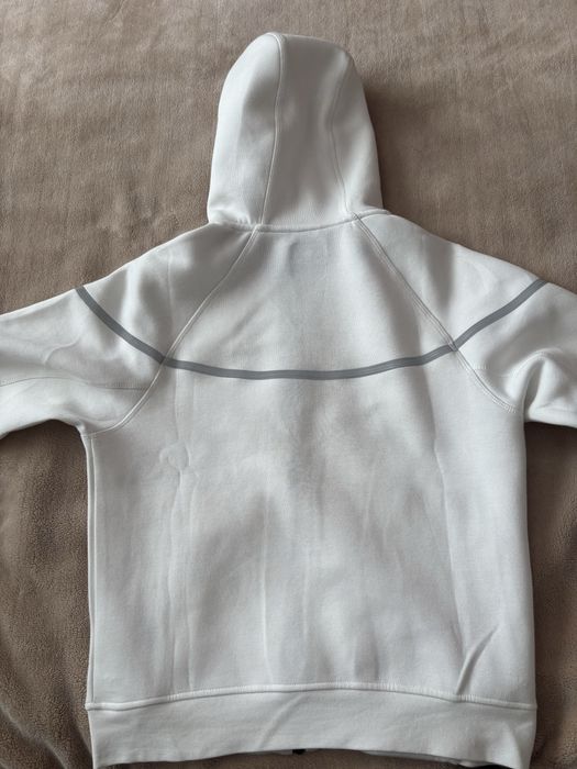 Nike tech fleece reflective