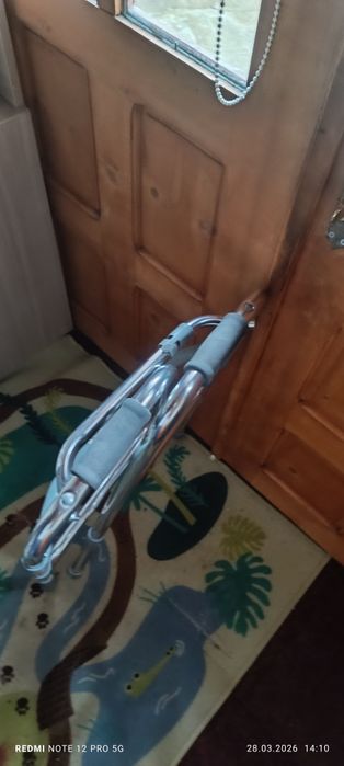 Vând cadru medical pt ajutor .pliabil