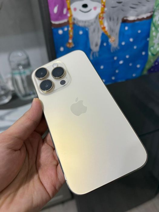 Продам Айфон 14 про на 128