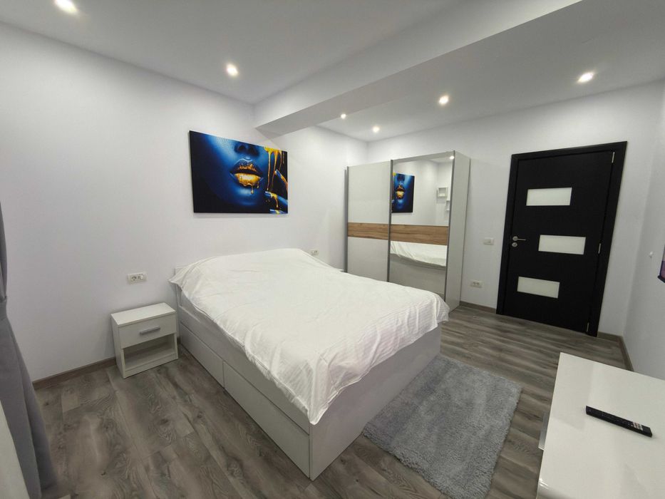 Ofer Inchiriez apartament 2 camere LUX