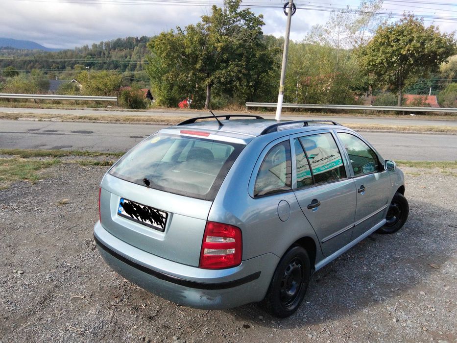 Vând Skoda Fabia