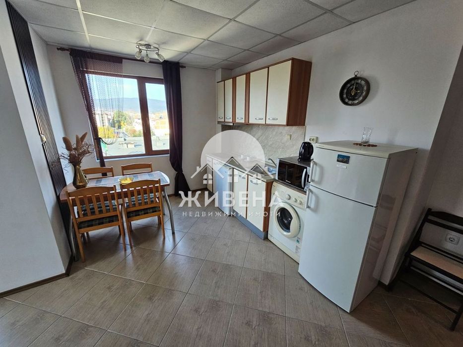 Продавам 3-стаен апартамент, к.к.Слънчев бряг, площ 77 кв.м