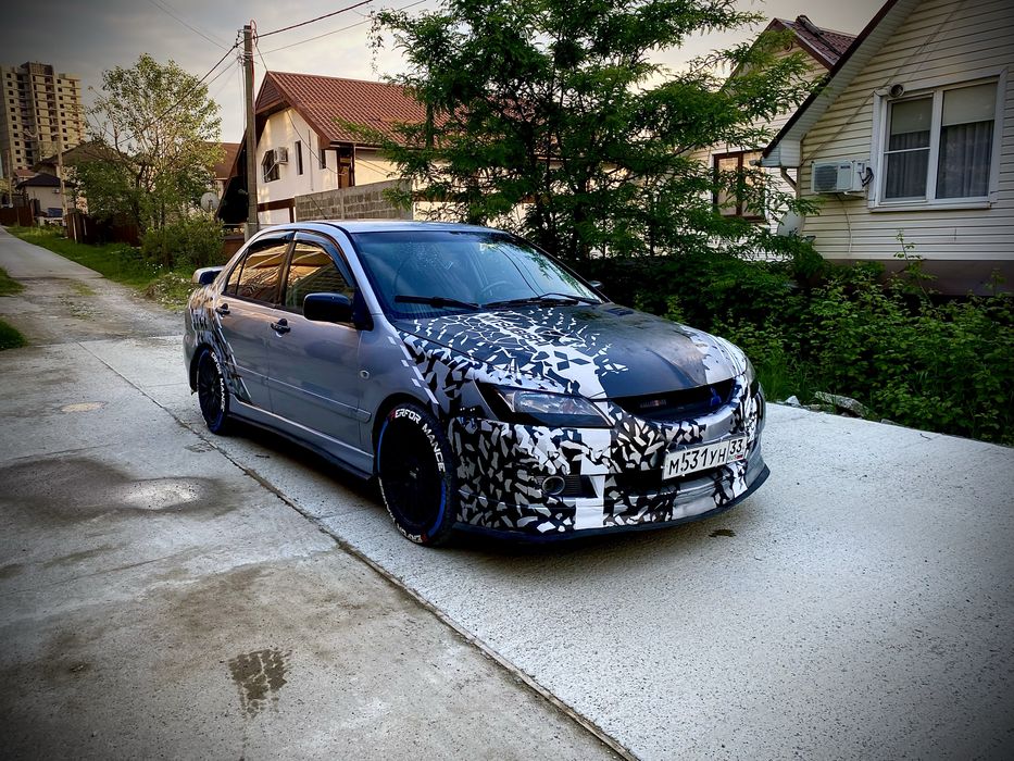Mitsubishi lancer 9