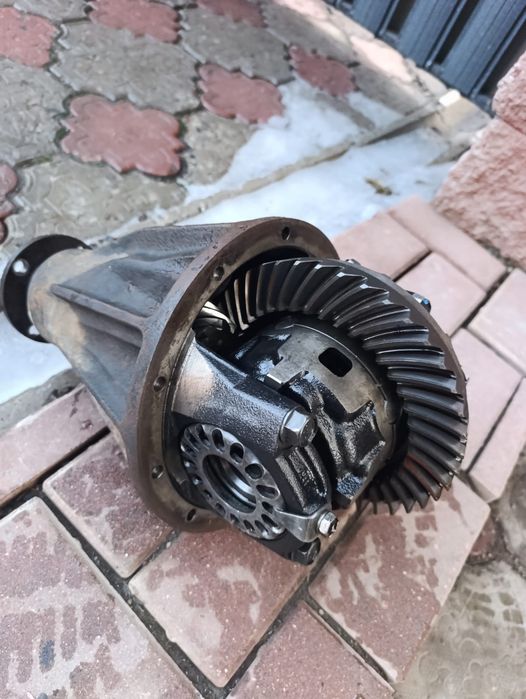 Редуктор заднего моста