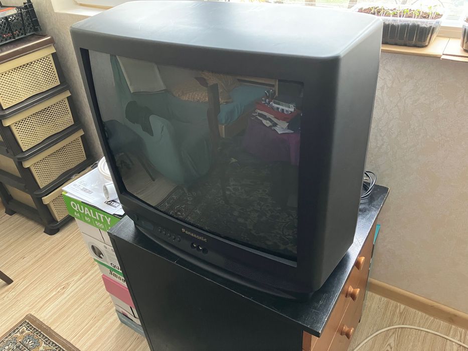 Телевизор Панасоник