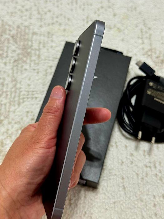 Samsung Galaxy S25 FE Срочно продам