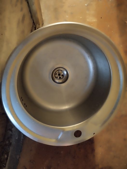 Раковина для кухни .