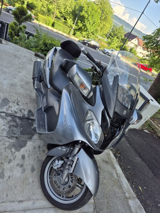 Suzuki burgman 650 executive