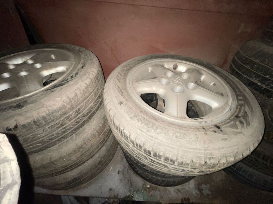 Диски с резиной 195/65/15 комплект