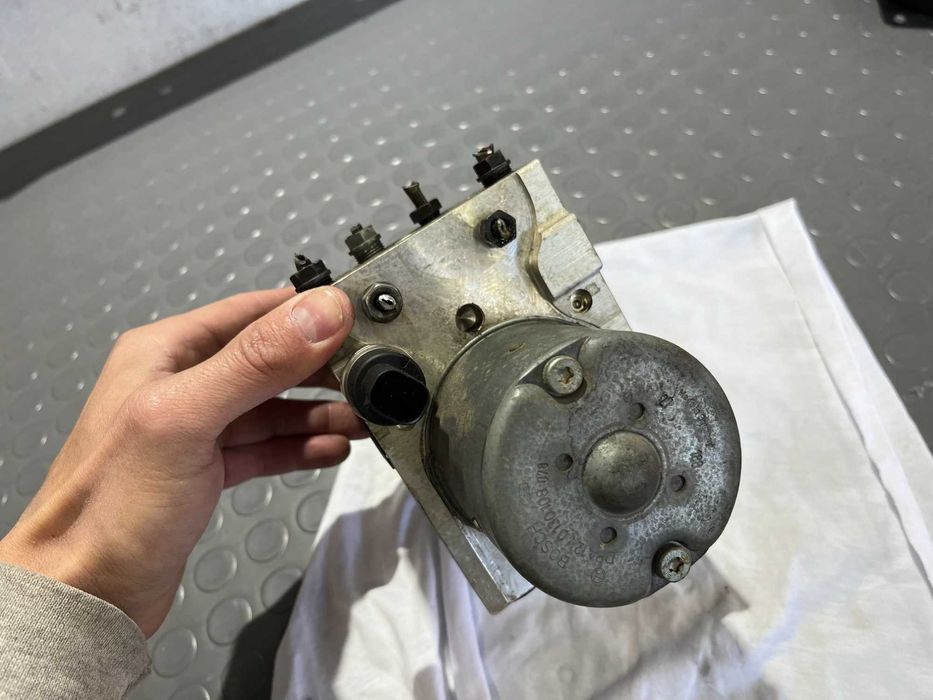 Модула на ABS за BMW E46 325ix 330xd (4x4)