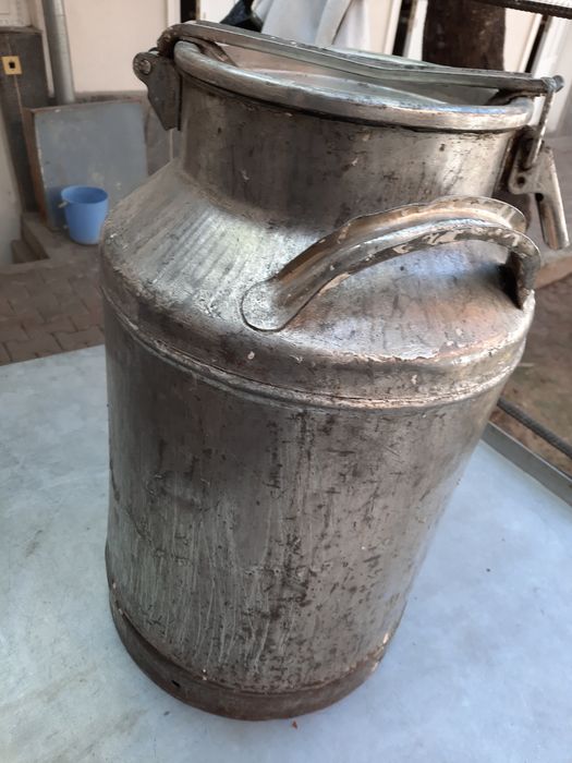 Фляга железная сорок литрови