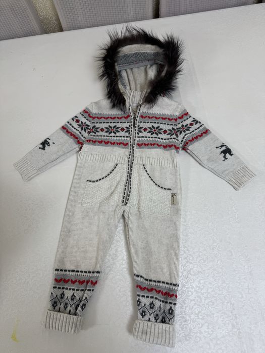 Продам комбинизон для девочек