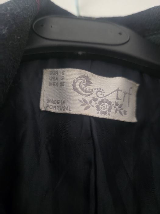 Palton Zara made in Portugal, din lana