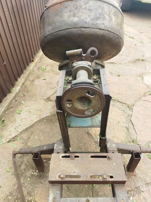 Продам бетономешалку