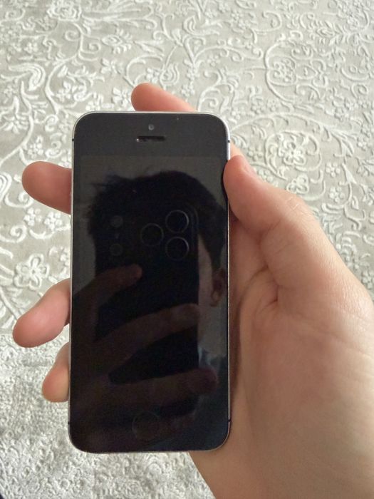 iPhone SE 1 поколения 128 гб