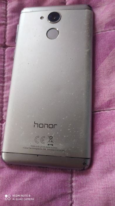 Продам телефон honor 6