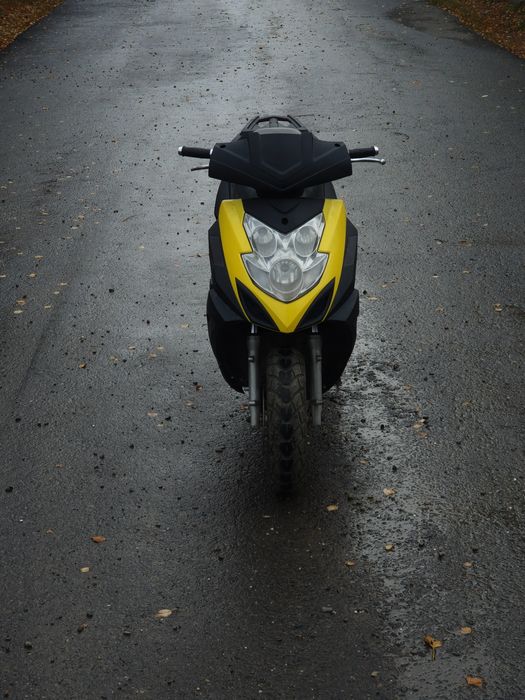 Скутер Racer stels