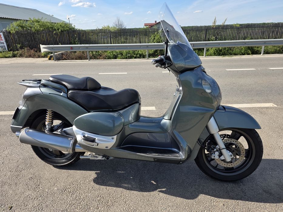 Maxiscuter Aprilia scarabeo 500 i