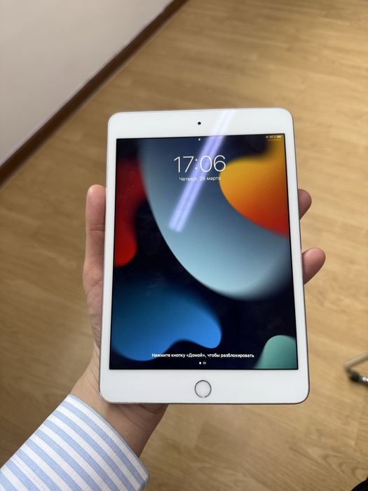 Продается iPad mini 4 128 gb