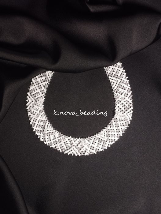 Украшение чокер из бисера