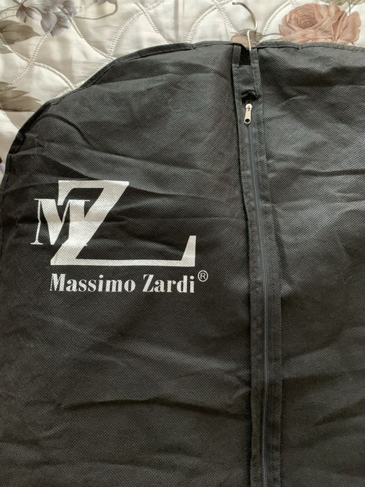 Яке Massimo Zardi