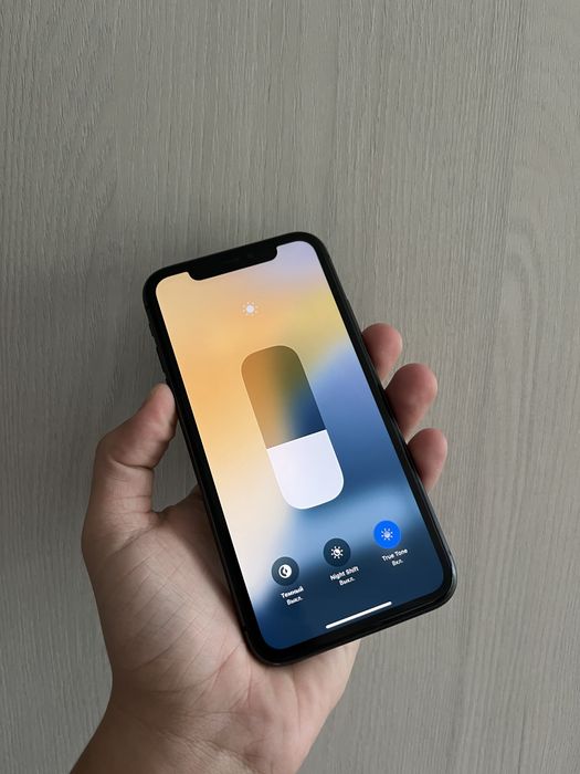 Продам Айфон 11/ Iphone 11