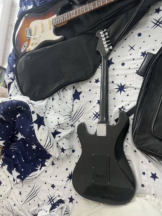 Vand chitari electrice strat