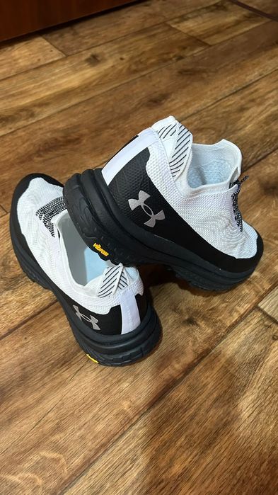 Кроссовки от Under Armour
