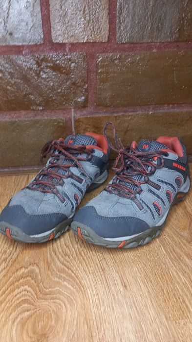 Дамски планински маратонки 39номер