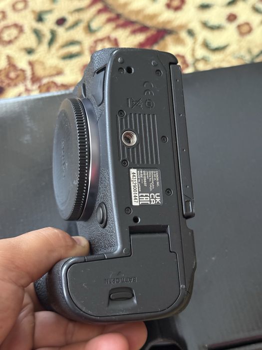Canon R5 sotiladi idiyal