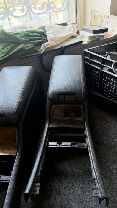 Подлокотник от мерседеса бенза w210