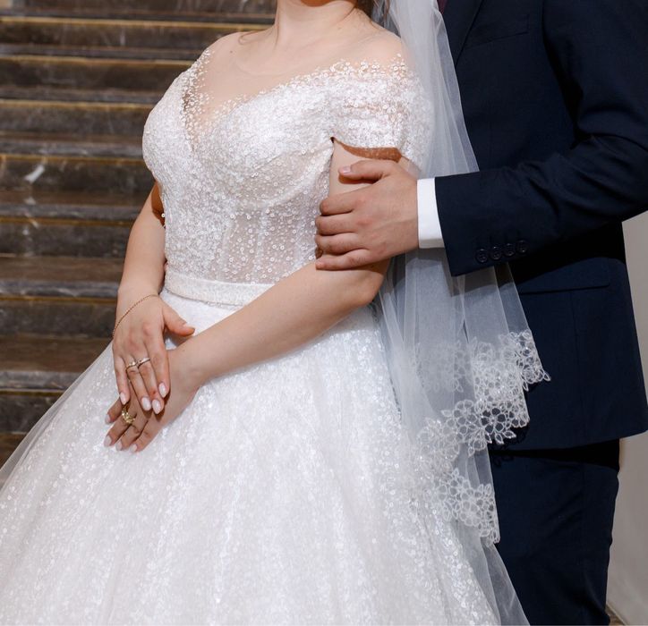 Продам свадебное платье