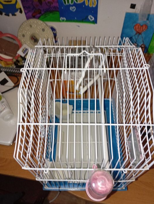 Продам клетку для попугая