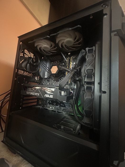 Геймърски компютър / RTX 2060 6GB , RYZEN 5 3600 6 core , 16 RAM