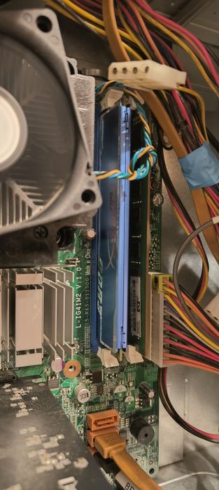 Pc office Q6600 ,4GB RAM  ,Ssd 128