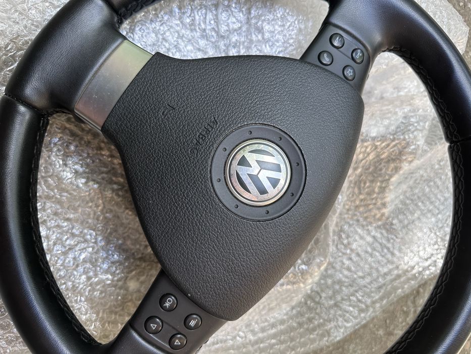 Волан с аербег и пера за Тигуан,Туаран,Голф и др