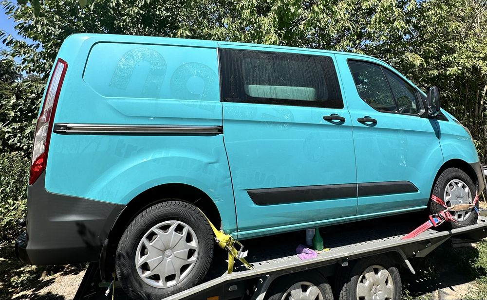 Microbuz Ford Transit Custom