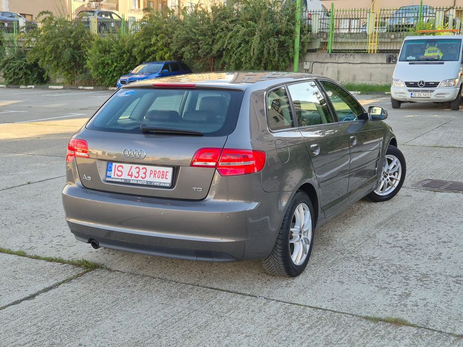 AUDI A3 Sportback 2012 — imagine 3